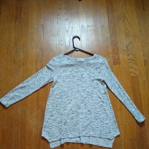 Old Navy Long Sleeve shirt
